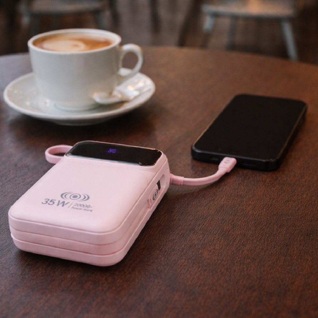 Power Bank Flow Series 20,000mAh 35W – Carga Rápida con Cables Integrados y Pantalla Digital - Negro